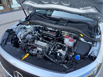 Mercedes-Benz EQA, 350 215KW 4Matic Odp.DPH - 16