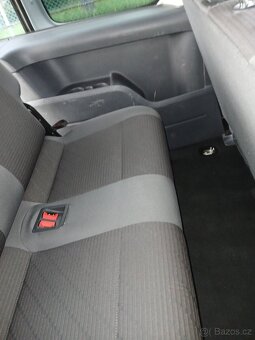 VW CADDY 1,6 BI-FUEL, 7 míst, long verze - 16