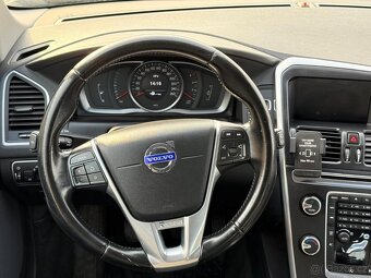 VOLVO XC60 - 16