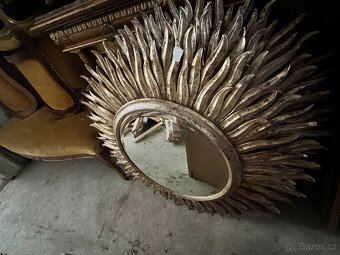 Výprodej starožitností - 16