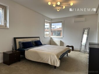 Na prodej 6-pokojový dům s bazénem, ​​Limbach - 16