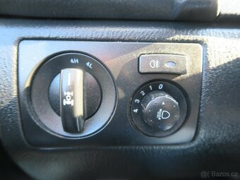 SsangYong Rexton 2.7 XDi 5V 121 kW 4X4 - 16