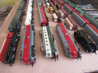 TT - Sbírka vláčky, mašinky - modelová železnice - 16