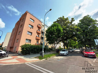 Pronájem bytu 2+KK, 47m2 + balkon 3m2, Praha 3, Biskupcova u - 16