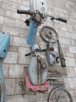 jawa 50 pionyr - holubi modř - original lak - 16