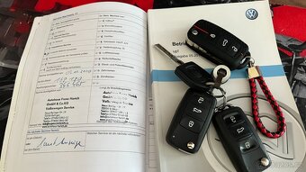 Volkswagen Up - 16