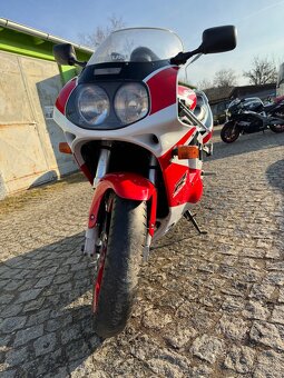 Suzuki gsx-r,gsxr 750 - 16