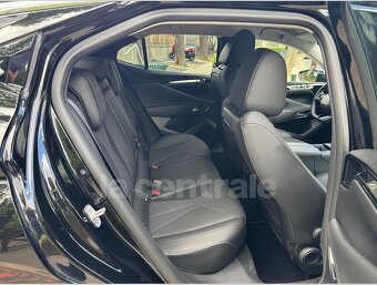 DS 4 II PureTech 130 TROCADERO EAT8 rok 2022 - 16