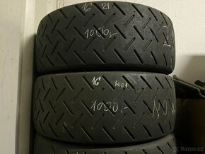 Prodám závodní pneu HOOSIER / Michelin R16" - R17" - 16