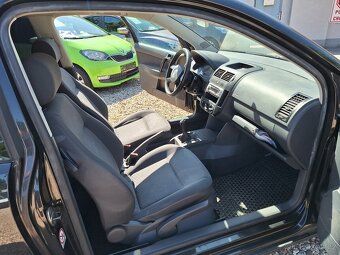 Volkswagen Polo 1.2i 12V 47KW S.Kniha - 16