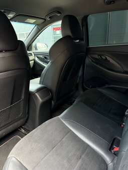 HYUNDAI i30N 2.0. N PERFORMANCE 202kW 2017 TOP STAV - 16