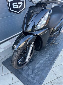 Kymco People GTi 200 rok 2011 - 16