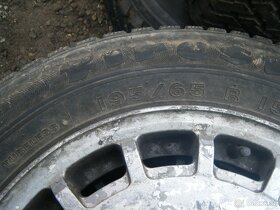 Pneu s disky,Mercedes,Mazda a jiné - 16