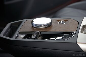 BMW iX xDrive50 - 16