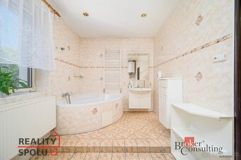 Prodej, komerční/činžovní dům, 610 m2, Tyršův vrch 753, Libe - 16