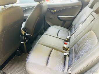 HYUNDAI IX20 1.4 i BENZÍN ALU KOLA, MULTIFUNKČNÍ VOLANT - 16