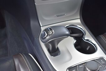 Jeep Grand Cherokee 3.0 CRD OVERLAND TAŽNÉ DPH ČR 1.Majitel - 16