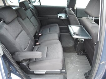 Mazda 5, 2.0 Di 7.míst Servis 2008 - 16