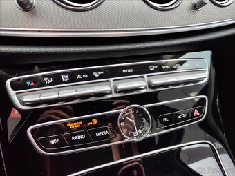 Mercedes-Benz Třídy E 2,0 220d  E 220 Avantgarde (2017) - 16