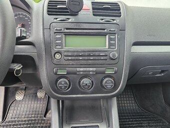 Volkswagen Jetta 1.6i - 16