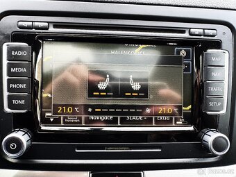VOLKSWAGEN SHARAN 2.0TDI DSG,KŮŽE,XENONY,KAMERA,TAŽNÉ,7MÍST, - 16