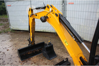 Minirypadlo JCB 18Z-1 - 16