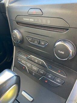 Ford S-Max, 132kW, 7míst, Tažné, Automat - 16
