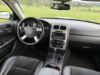 Dodge Charger SRT8 6.1HEMI 317kw LPG - 16