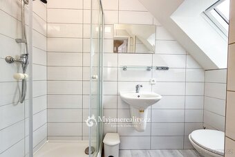 Prodej, rodinný dům, garáž, 215 m2 - Znojmo, Otokara Březiny - 16