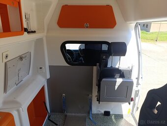 Ford Transit Custom Sanitka - 16