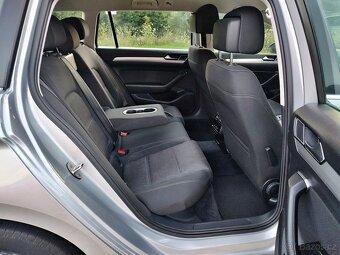 Vw Passat B8 Kombi 2.0TDi /150Ps/Navi/ACC/Alu/Masáž/2016 - 16