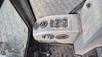 Prodám Bob Cat E17 - 16