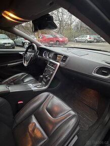 Volvo S60 D5 AWD, 2.4 nafta, 2011 r. v. - 16