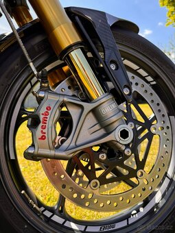 Triumph Street Triple 765 RS Moto2 TM Edice - 16