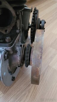 Motor Jawa 250 Speciál, Horská, se setrvačníkem - 16
