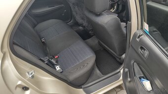 Mazda 323 BA sedan - velice pěkný stav - garážévaná - 16