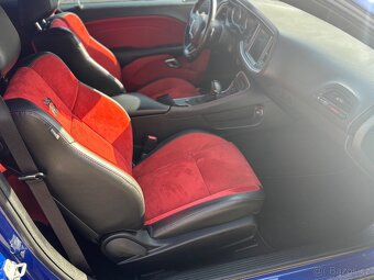 Prodám Dodge Challenger Srt widebody 6.4 v8 Originál Full - 16