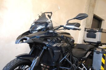 Benelli TRK 502 X - VÝPRODEJ,hezký stav,původ ČR,po 2. maj. - 16