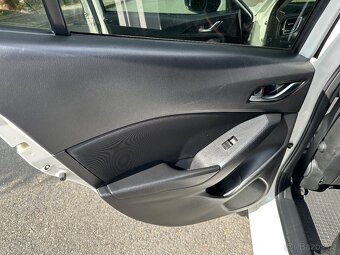 Mazda 3, 2.0 L, Revolution, 2016 - 16