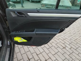 Škoda Superb 2 2.0 103kw CFHC kombi - 16