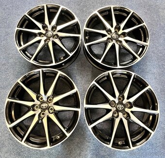 5x100 R17 originál alu Toyota GR86 GT86 / BRZ - 16