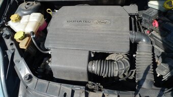 FORD FIESTA  1.3i 44KW  ČERNÁ BARVA 2004 NOVÁ TK  - 16