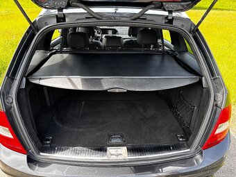Mercedes Benz C220 CDI AMG packet Edition C Automat W204 - 16