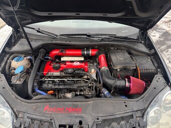 Prodám VW Golf 5 GTI 2.0tfsi 147kw - 16