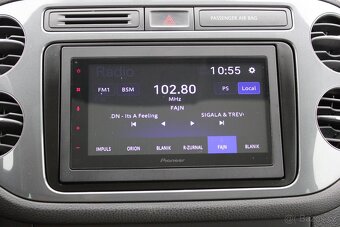 Volkswagen Tiguan 2.0 TDI, DSG, 4x4, VW servis - 16