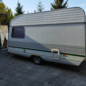 Prodám karavan Chateau 400 s předstanem - 16