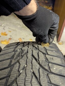 Sada ALU ALUTEC se zimními pneu Kumho 225/65 R17 - 16