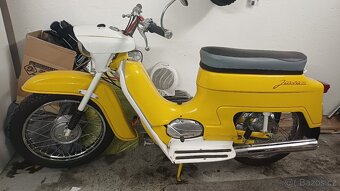 PRODÁM DĚDOVOU SBÍRKU MOTOREK - 16