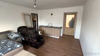 Prodej rodinného domu 130 m², pozemek 1143 m² - 16