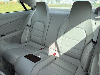 MERCEDES-BENZ E 350 CDI COUPE //2010 7G NAVIGACE KŮŽE XENON - 16